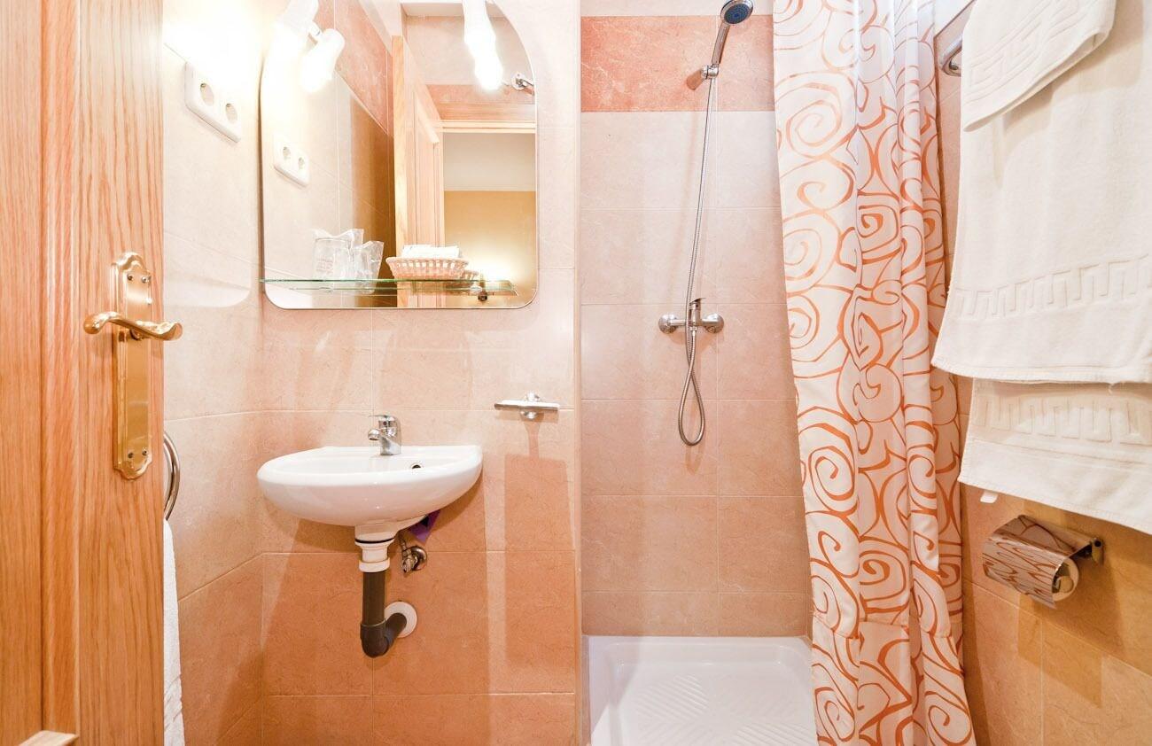 Hostal Las Cortes Madrid Buitenkant foto