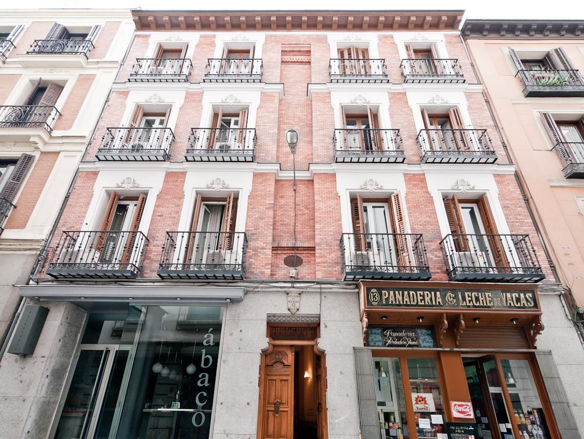 Hostal Las Cortes Madrid Buitenkant foto